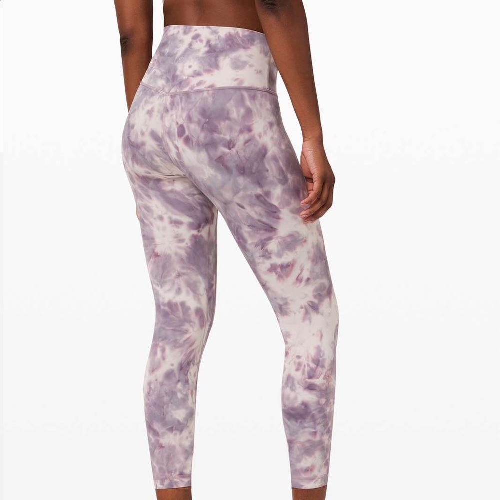 SOLD BNWT Lululemon Diamond Dye Aligns - Picture 1 of 6